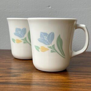 Set of 2 Corning Ware Friendship Coffee Mugs Blue & Yellow Flower Patern